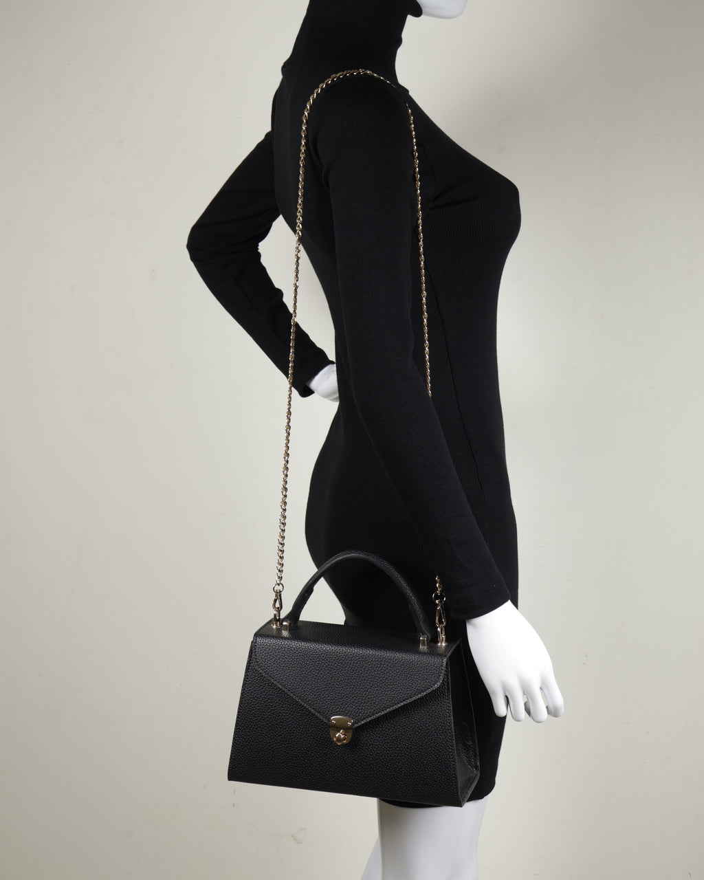 Hybricá Clássique Black Pebbled Texture