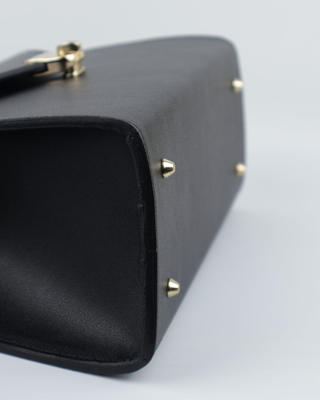 Classic Top Handle - Black