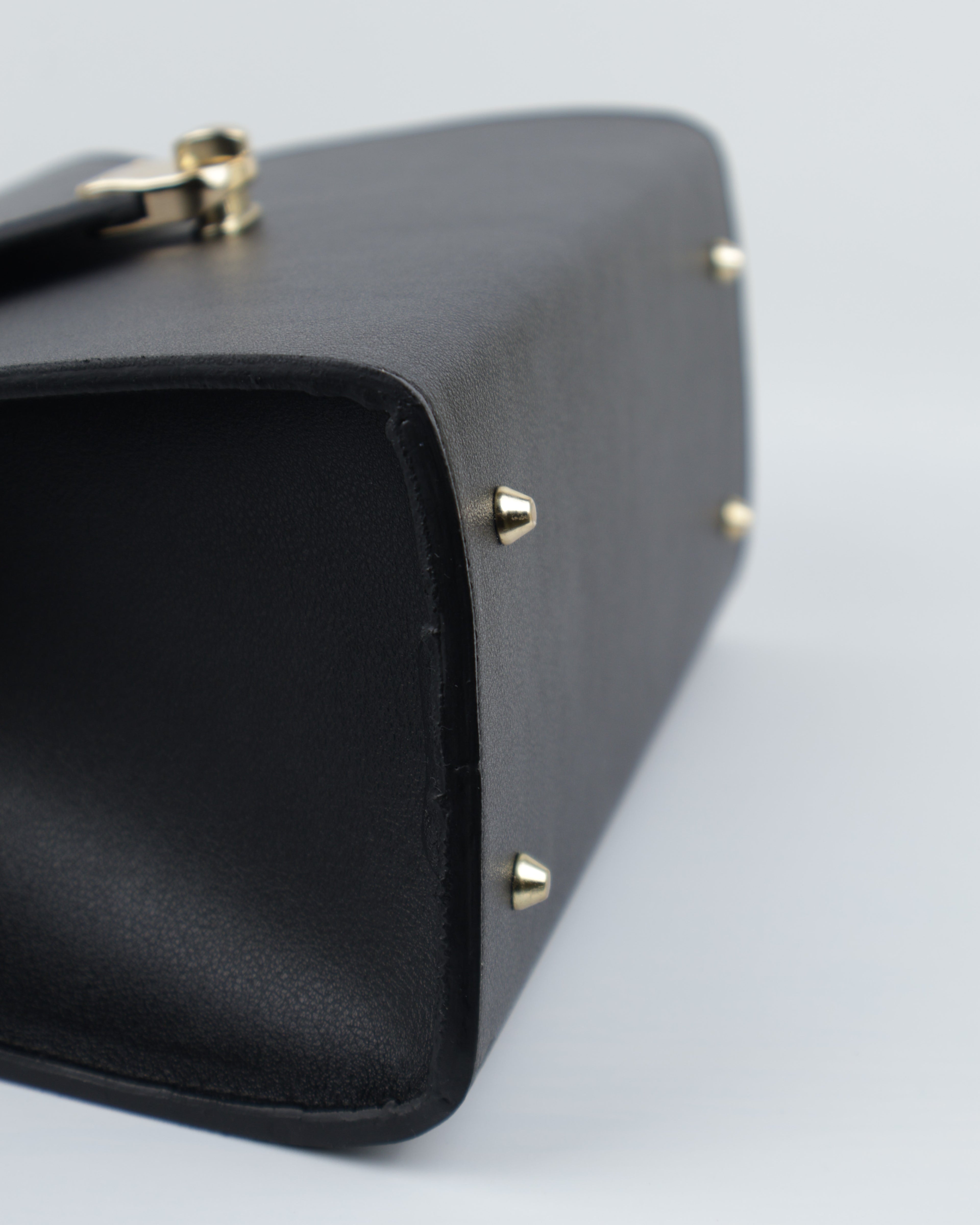 Classic Top Handle - Black